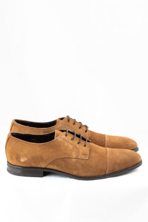 SAPATO CLÁSSICO DE CAMURÇA COM CADARÇO CAMEL SKU 0,24355