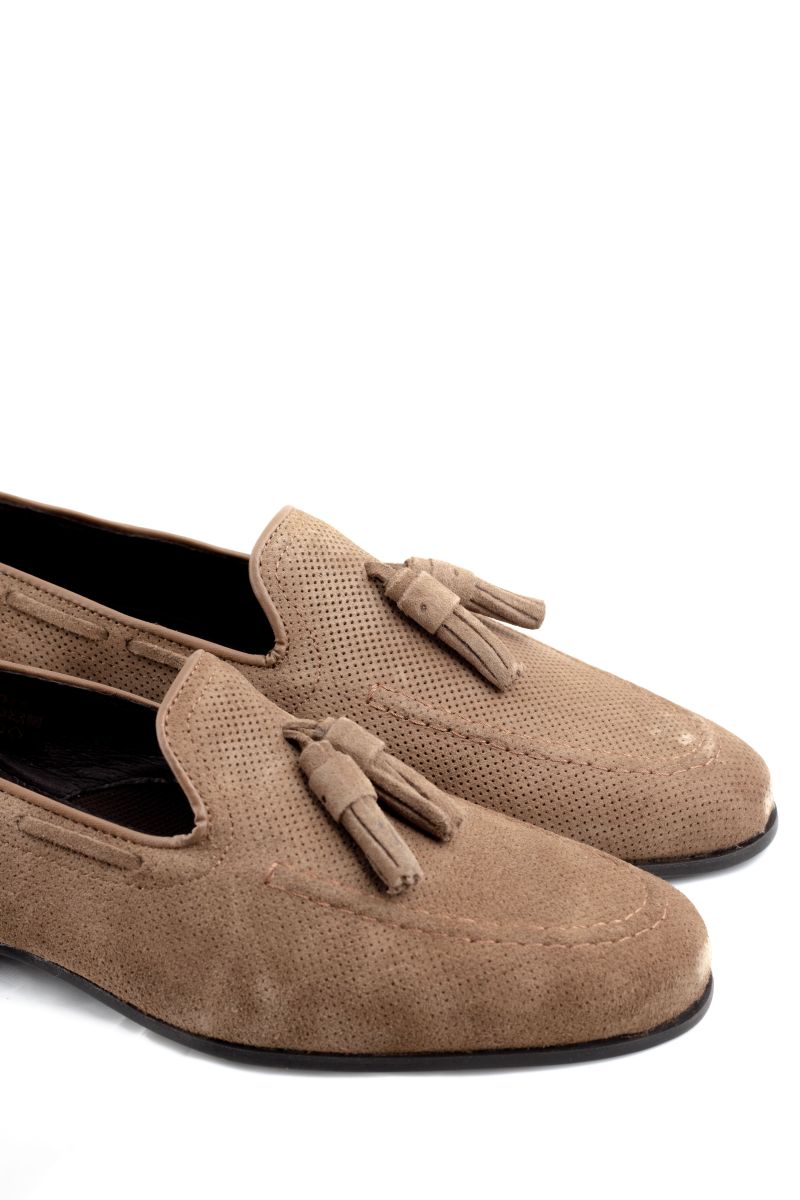 SAPATO CLÁSSICO CAMELO COM BORLA PERFURADA SKU 0,24758