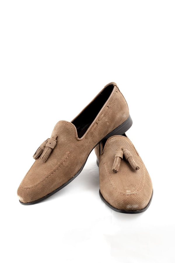 SAPATO CLÁSSICO CAMELO COM BORLA PERFURADA SKU 0,24758