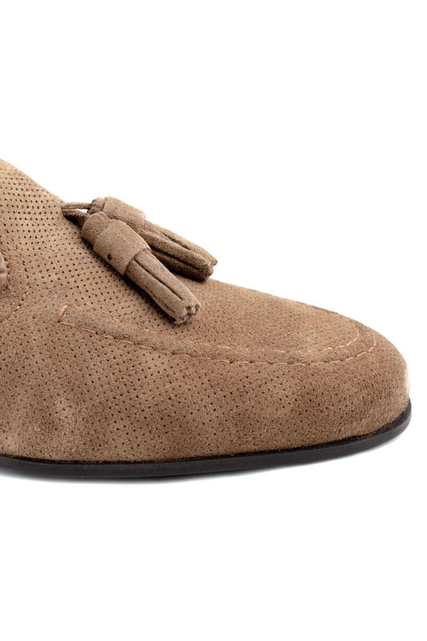 SAPATO CLÁSSICO CAMELO COM BORLA PERFURADA SKU 0,24758